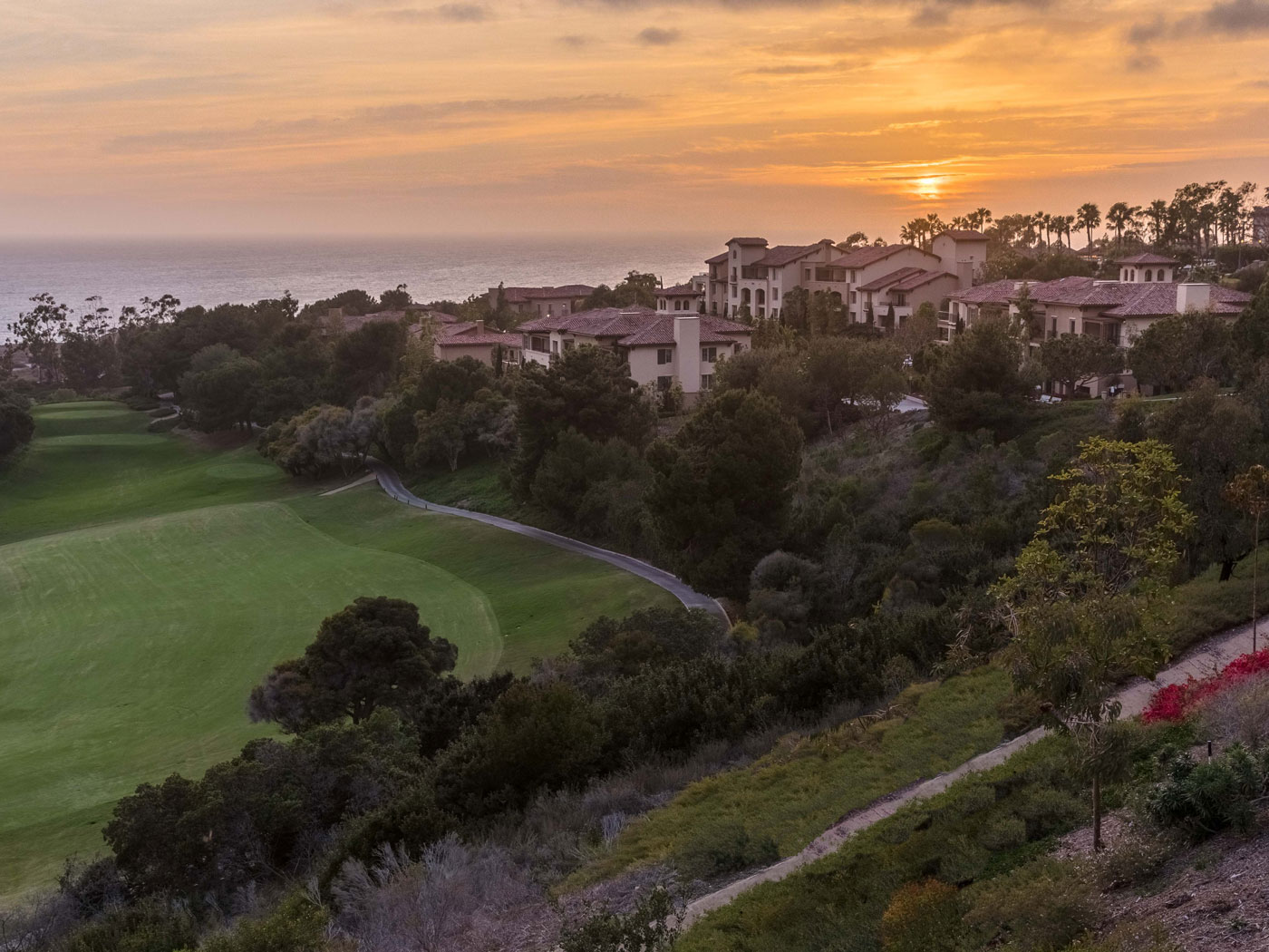 laxnc-marriotts-newport-coast-villas-exterior